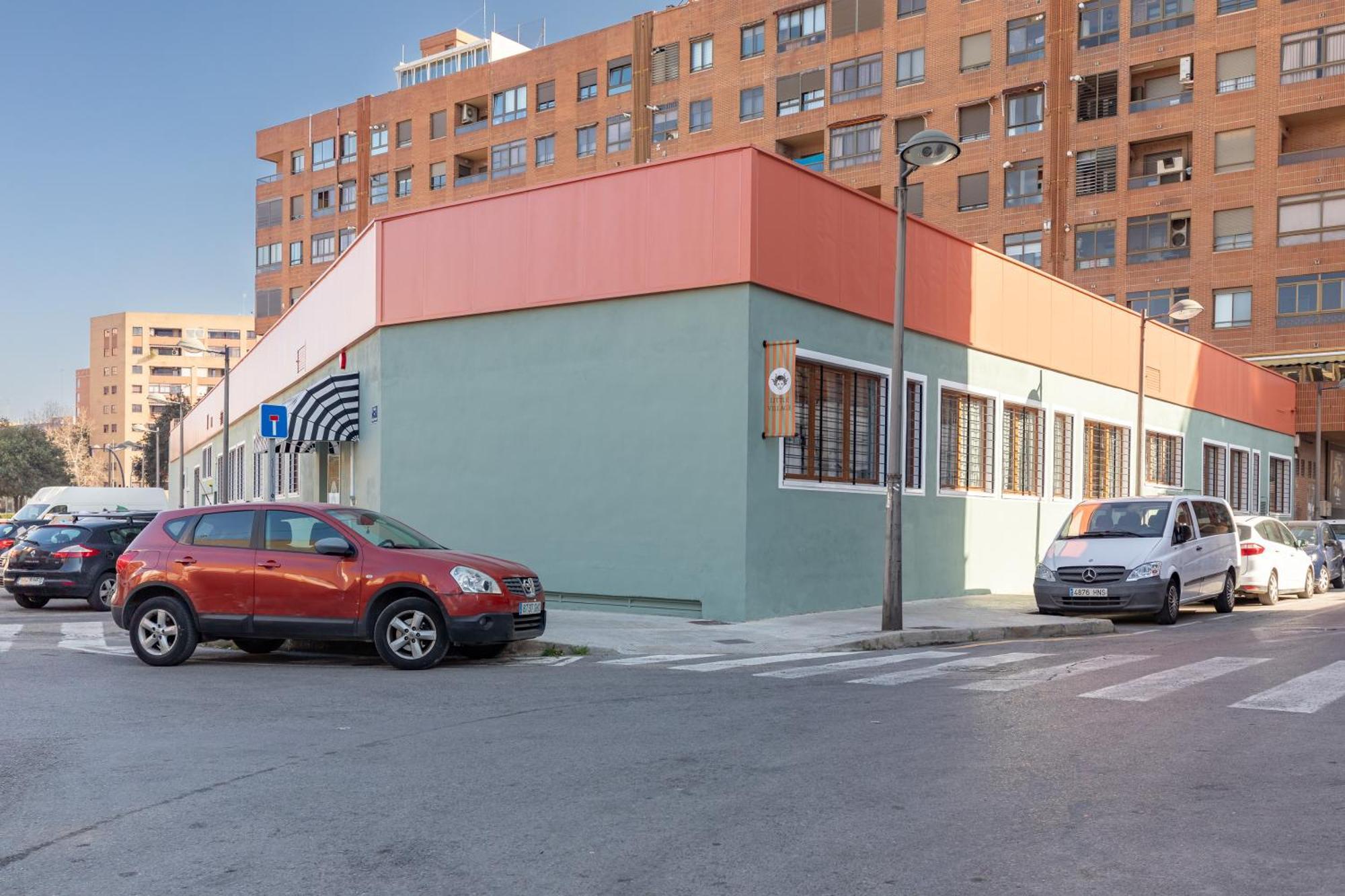 The Little Village Apartments Valencia Exterior photo