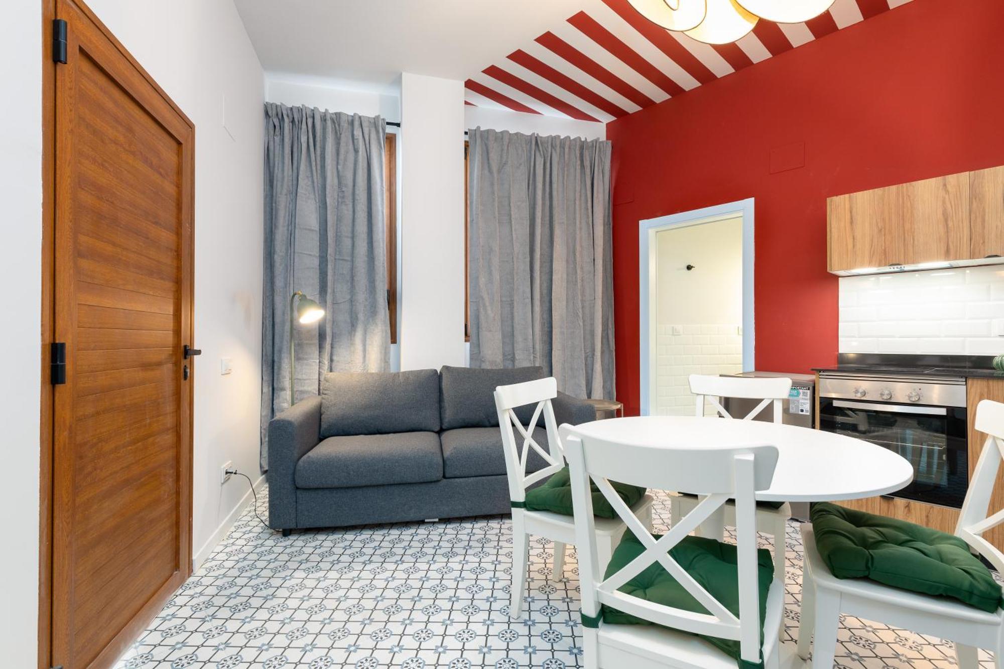 The Little Village Apartments Valencia Exterior photo