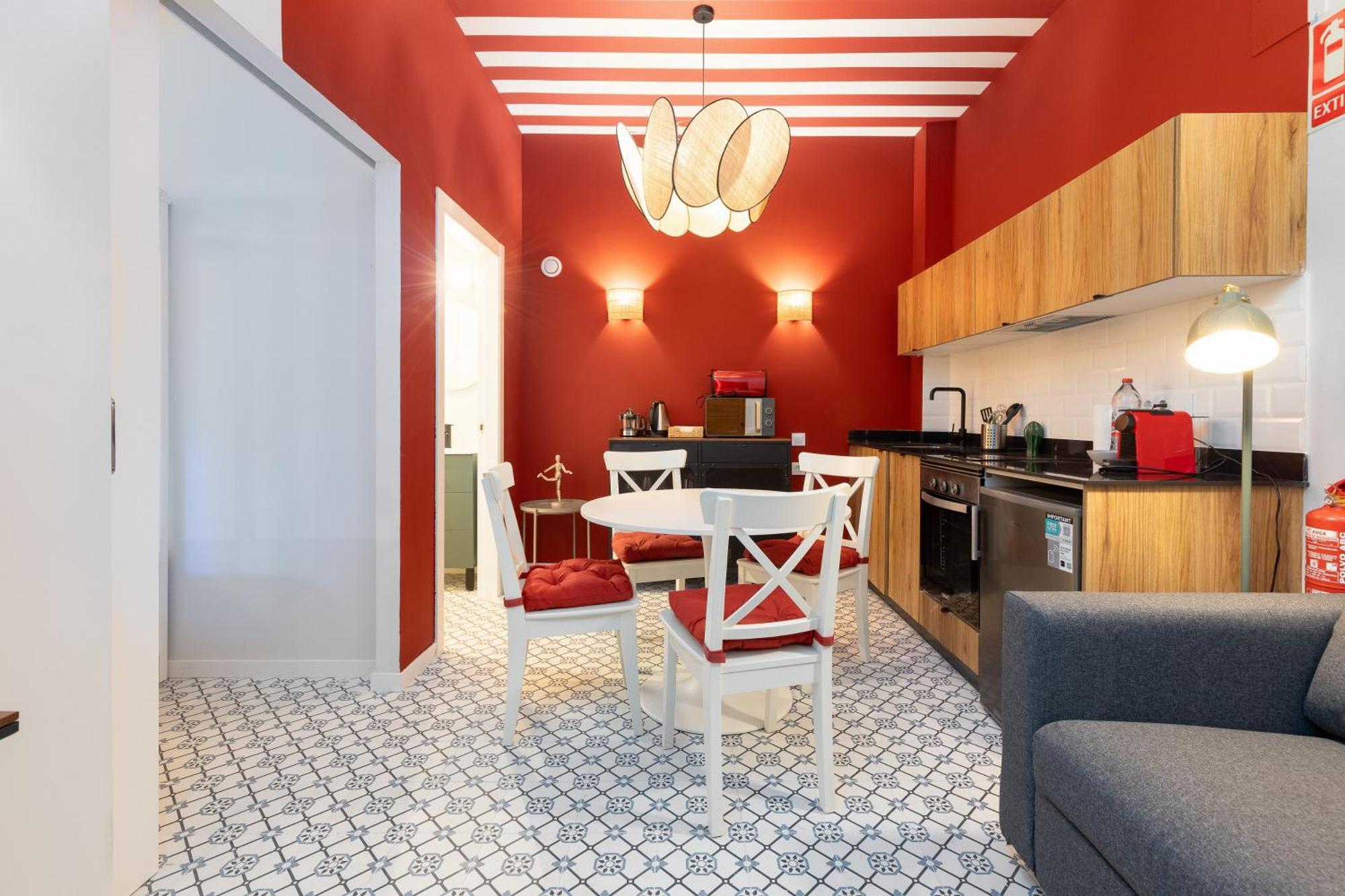 The Little Village Apartments Valencia Exterior photo